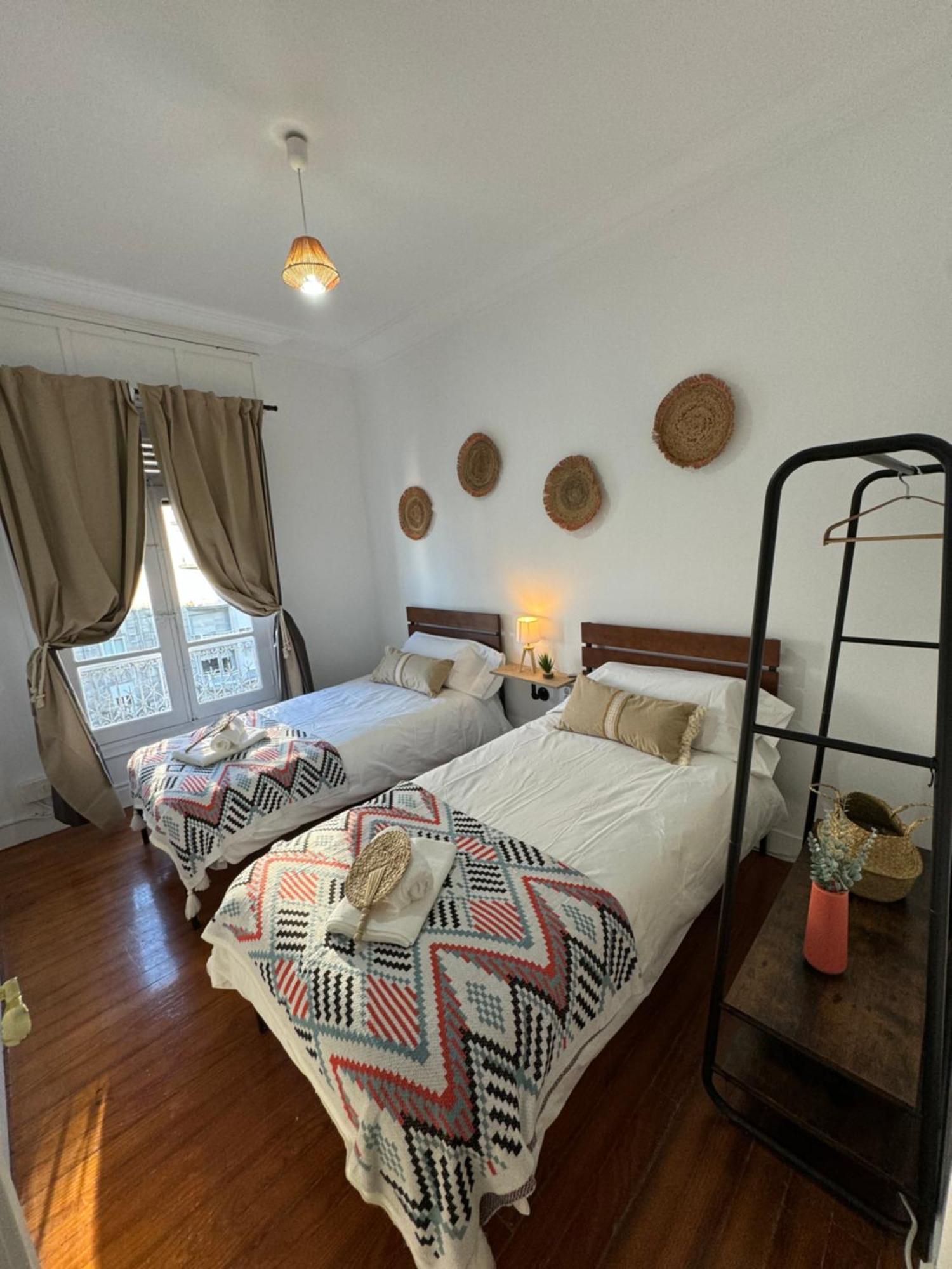 Lupita, Apartamento En El Centro De Vigo Bagian luar foto